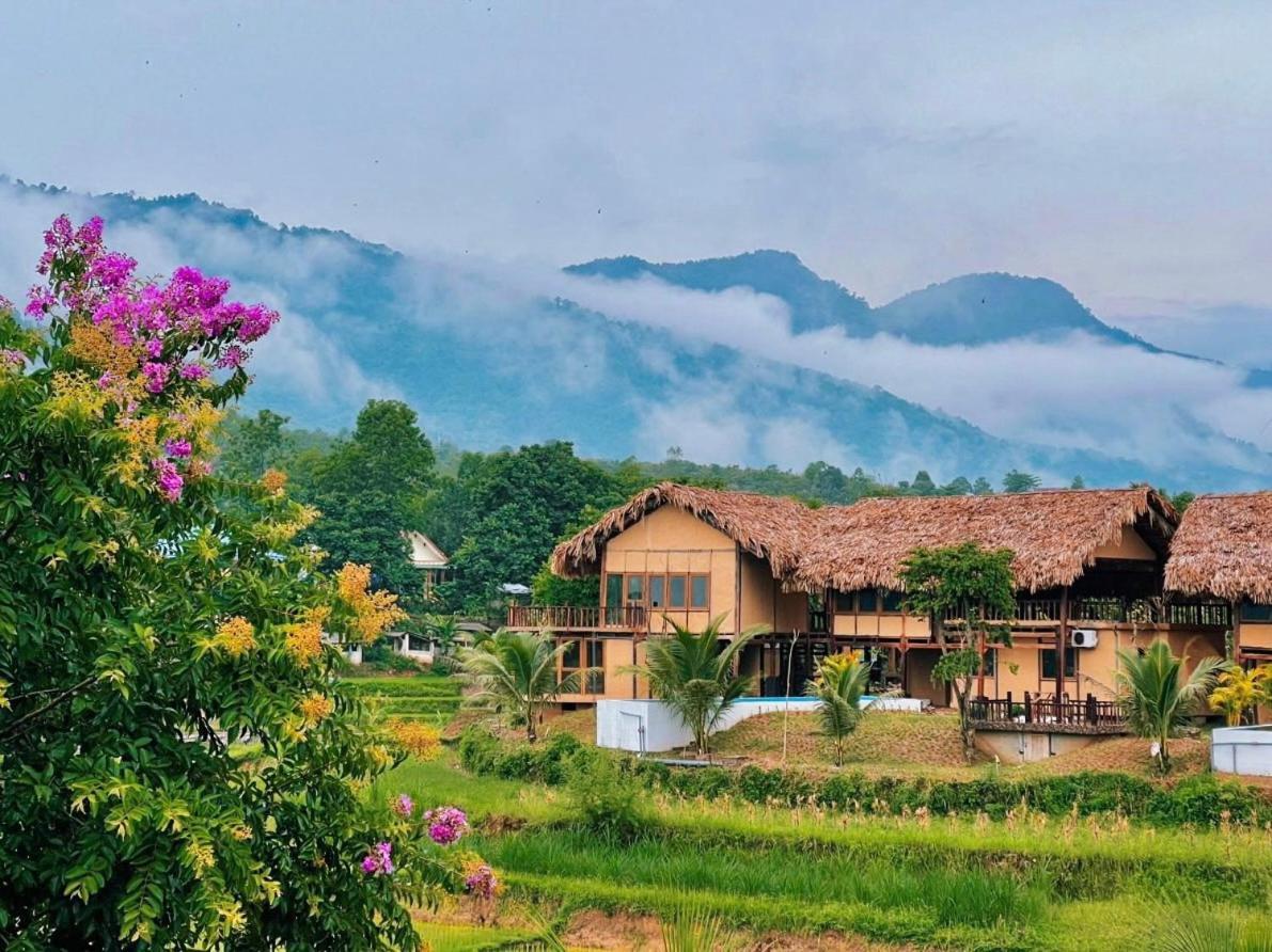 Готель Mai Chau Onsen Retreat Екстер'єр фото